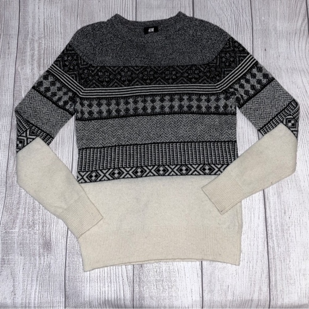 H&M Men’s Wool Blend Crewneck Winter Sweater Black & White Patterned Size Small